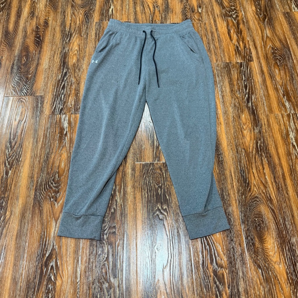 Under Armour Womens Size M HeatGear Loose Fit Joggers Heather Gray